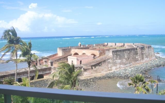 Condado Lagoon Villas 1