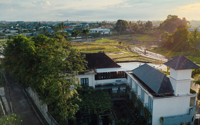 Umpadhi Canggu Hotel