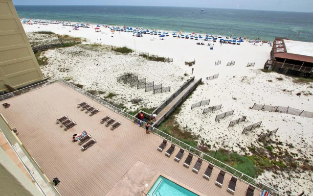 Boardwalk 586 by Youngs Suncoast