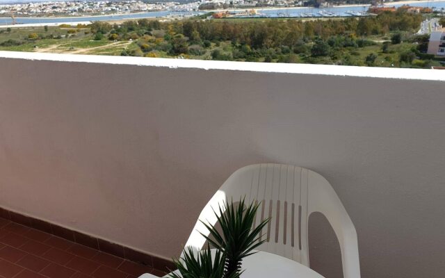 Clube Praia da Rocha II Apartment