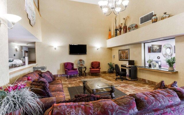 Comfort Inn & Suites Surprise Near Sun City West