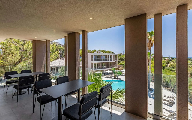 White Olive Premium Lindos - All Inclusive