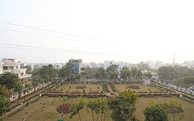 POP 92284 Hotel Prisha Inn