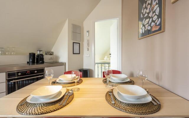 The Suit Duplex Apartment