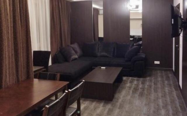 Alexandra Apartments Industrial Bridge