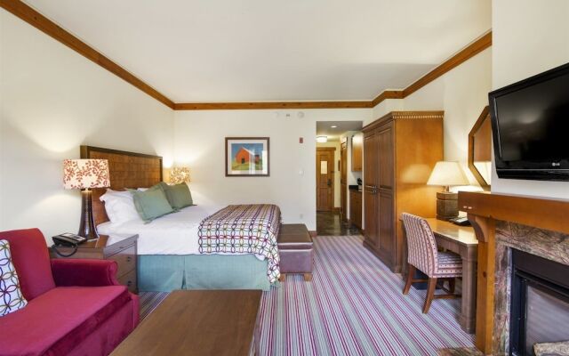 1325 Studio @ The Lodge at Spruce Peak