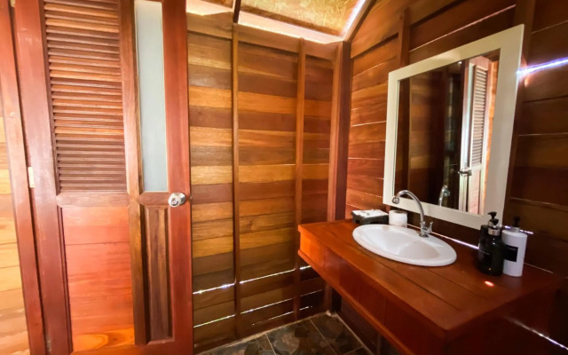 Lipe Beach Resort