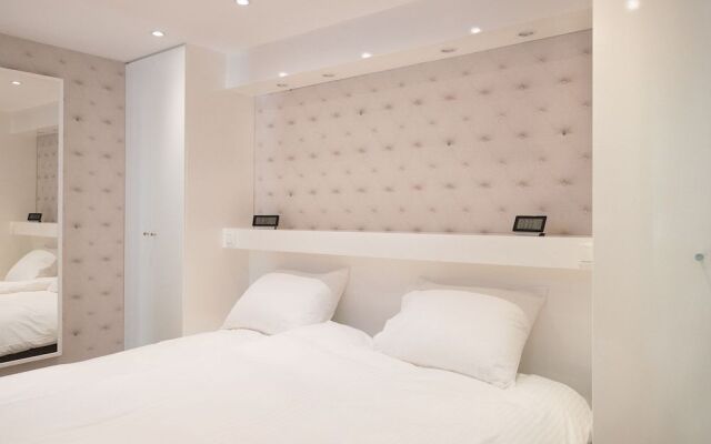 BizStay Park Central Apartments