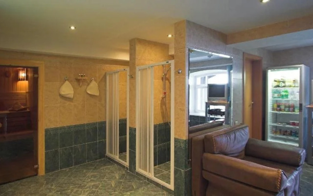 Отель Дафна