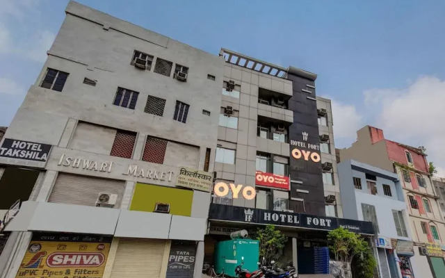 OYO Flagship 42717 Hotel Fort