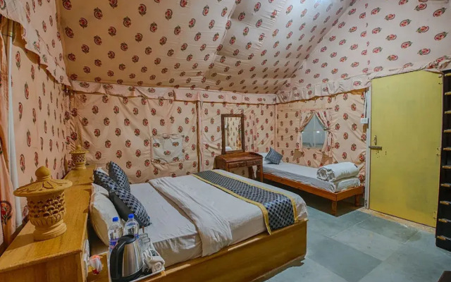 Desert Holiday Camp