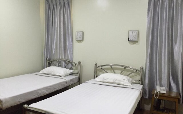 Htun Yadanar Motel