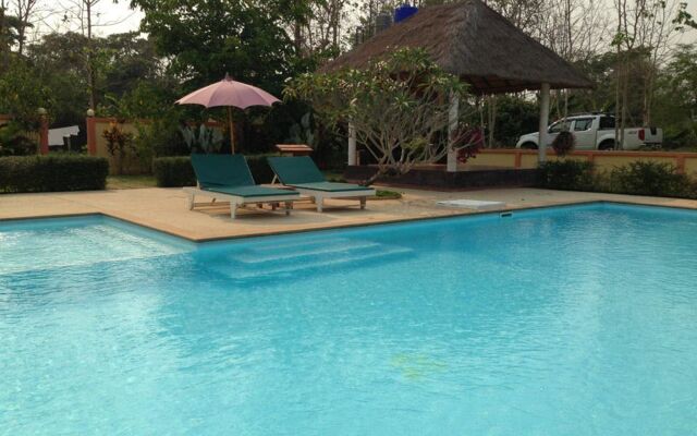 Nan Noble House Garden Resort