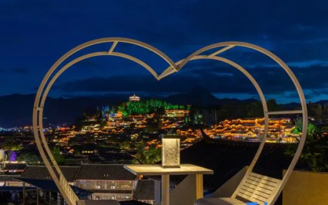 Shanye Yisu · Gucheng Panorama Resort Hotel (Lijiang Beimen Waterwheel)