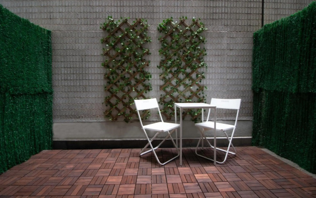 Victoria Hotel, a NuVe Group Collection