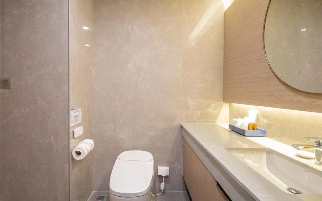 S. Sriracha Hotel and Residence