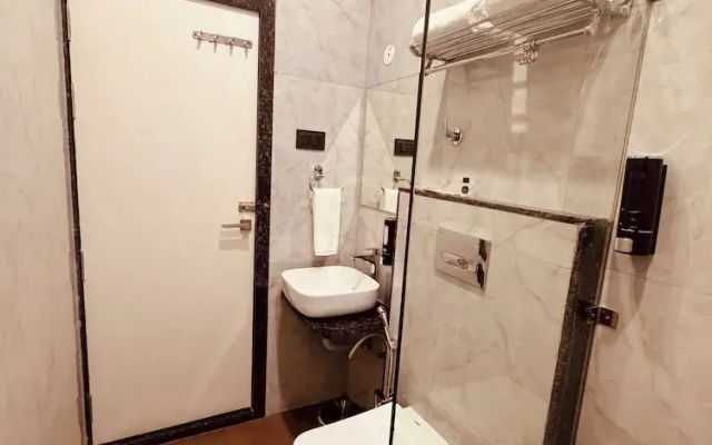 Hotel Mumbai House - Pithampur