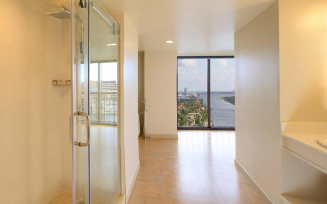 The Westin Tampa Waterside