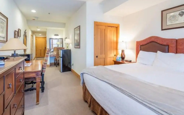 Bear Creek Lodge
