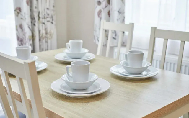 Host Stay Bluebell Lodge