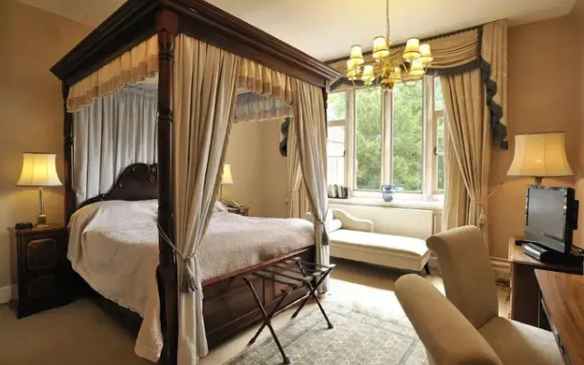 Simonstone Hall Hotel