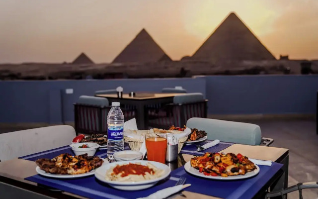 Pyramids Hotel