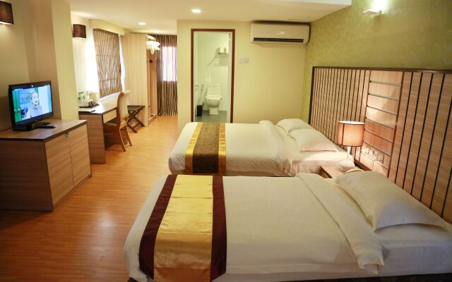 Uptown Hotel