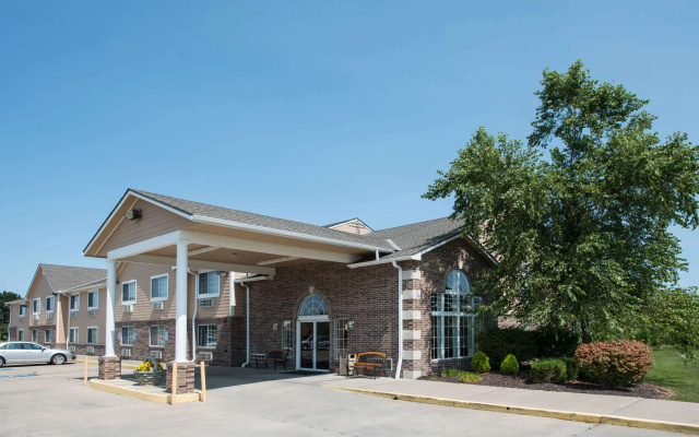 Super 8 by Wyndham Richmond