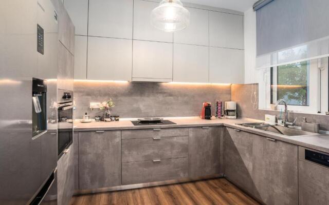 Epipleon suites