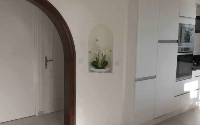 180° panoramic sea view, direct beach location, Locmaria-Plouzané