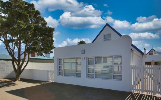 Skiatos Villa, Langebaan 6-Sleeper