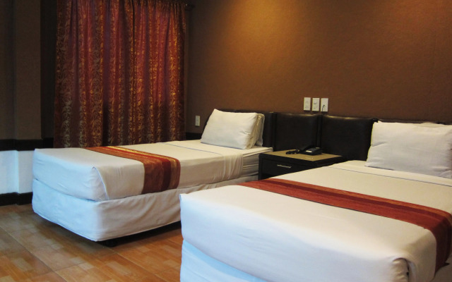 Holiday Spa Hotel
