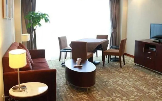 Suzhou East Shahu Linli Business Hotel