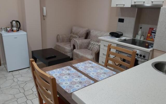 Alindro City Center Apartment 2