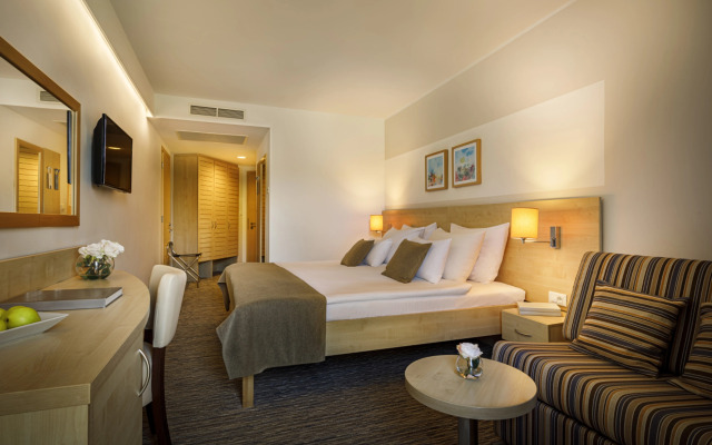 Valamar Parentino Hotel