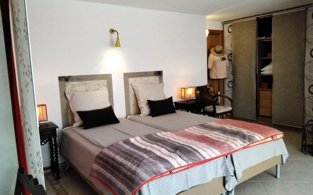 Manta Rota Beach, apartment in a villa, terrace,garden