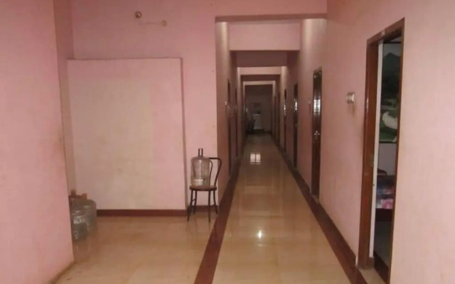 Krishna Boarding and Lodging