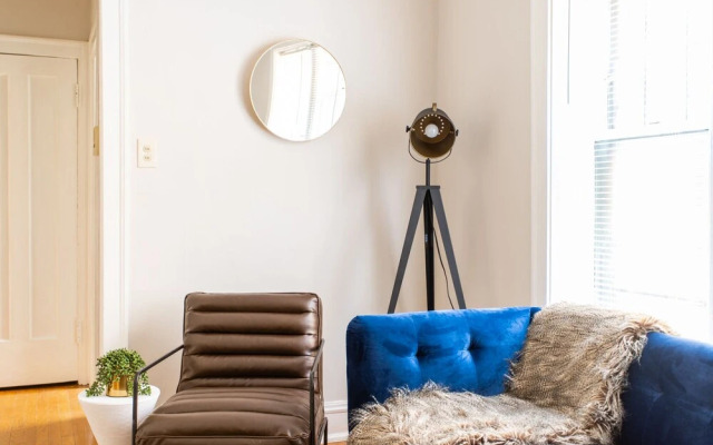 1BR Getaway Apt Modern in Lincoln Square