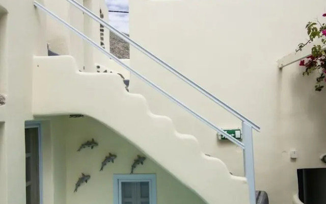Timedrops Santorini Cycladic Villa