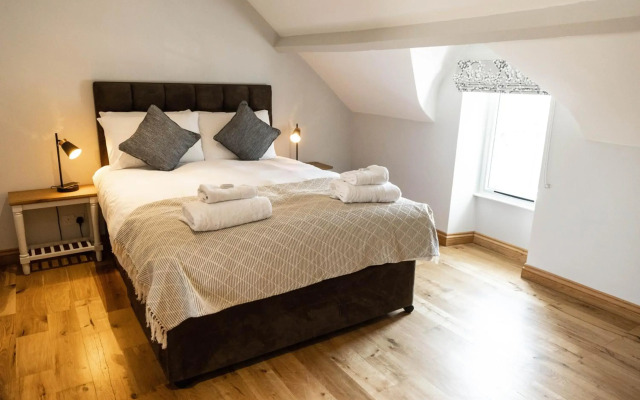 Serviced Guest ApartSuites The Unicorn