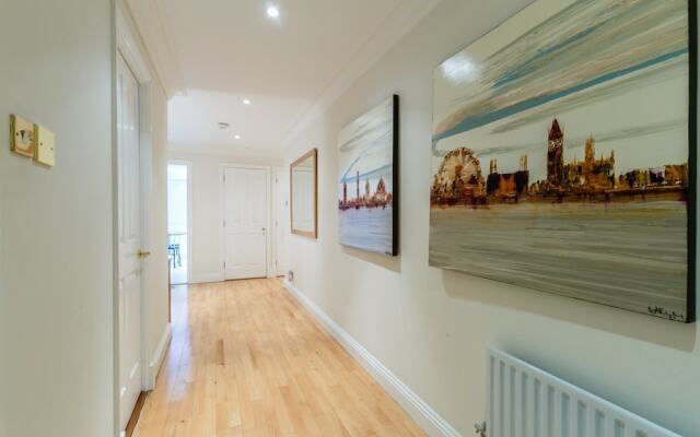 Central Flat With Garden View Ideal for Couples