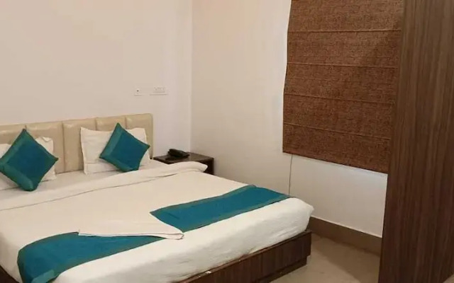 Hotel Destiny by OYO Rooms