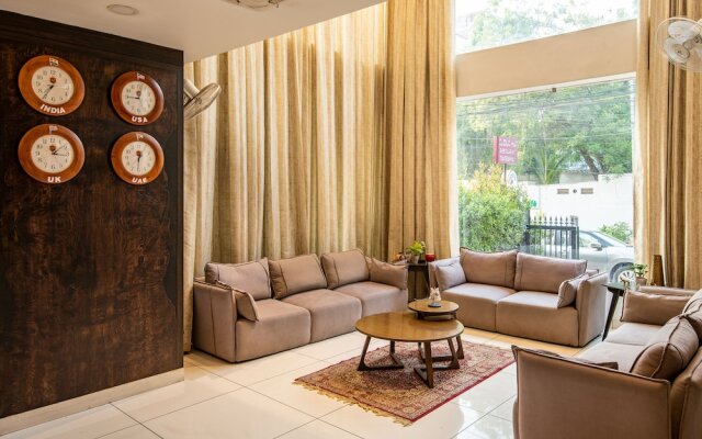 M Square Hotel