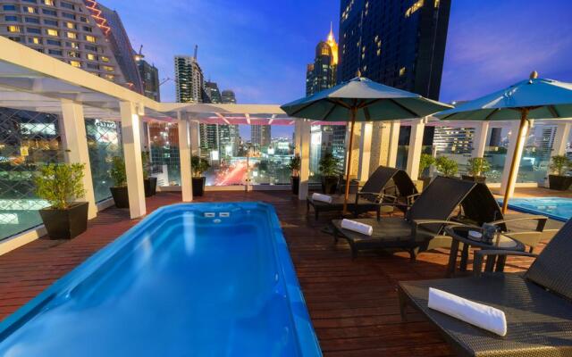 FuramaXclusive Asoke Hotel