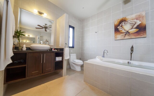 Villa Ploi Attitaya 6 Bed 2 Storey Villa Near Nai Harn Beach