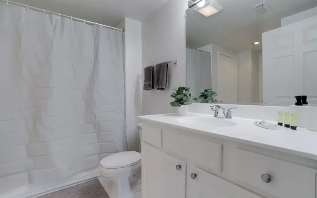 Cozy Apartment Near Ballston Metro