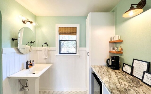 Creekhaven Inn & Spa