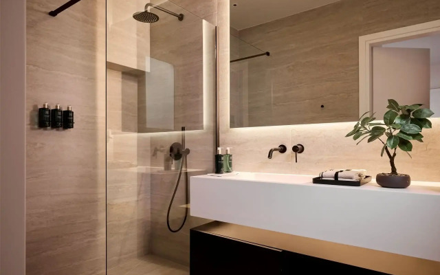 Momo Suites Acropolis by Aura Homes