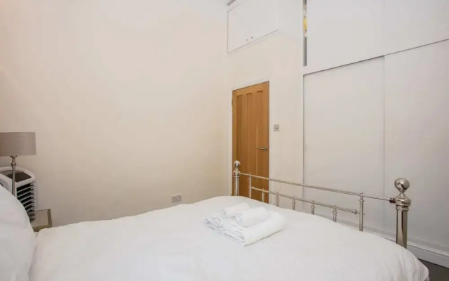 Cozy 1 Bedroom Apartment near Harrods, Knightsbridge