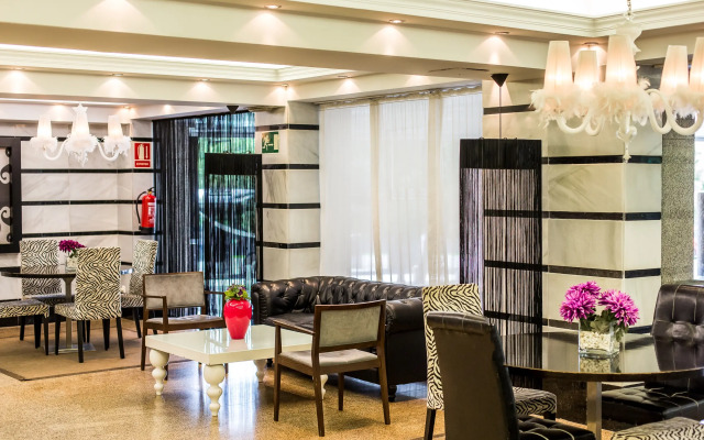 Leonardo Hotel Granada